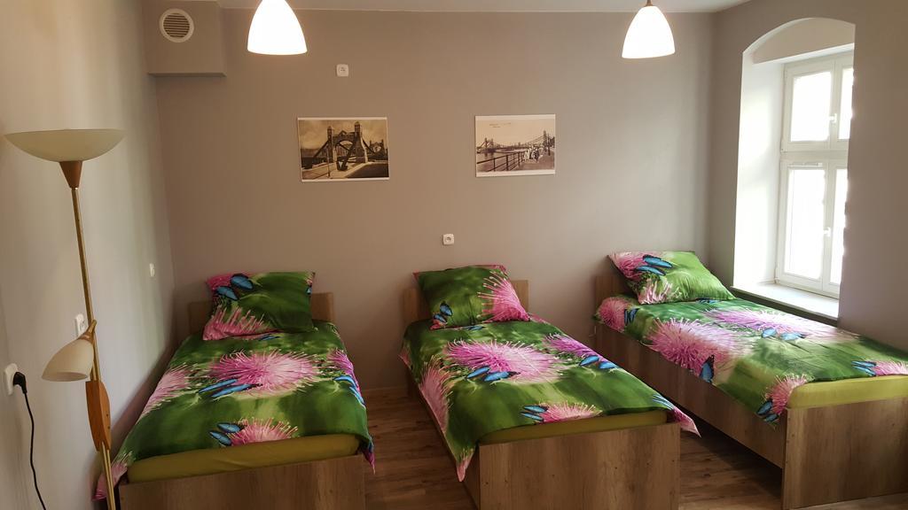 Wroclov Hostel วรอตซวาฟ ภายนอก รูปภาพ